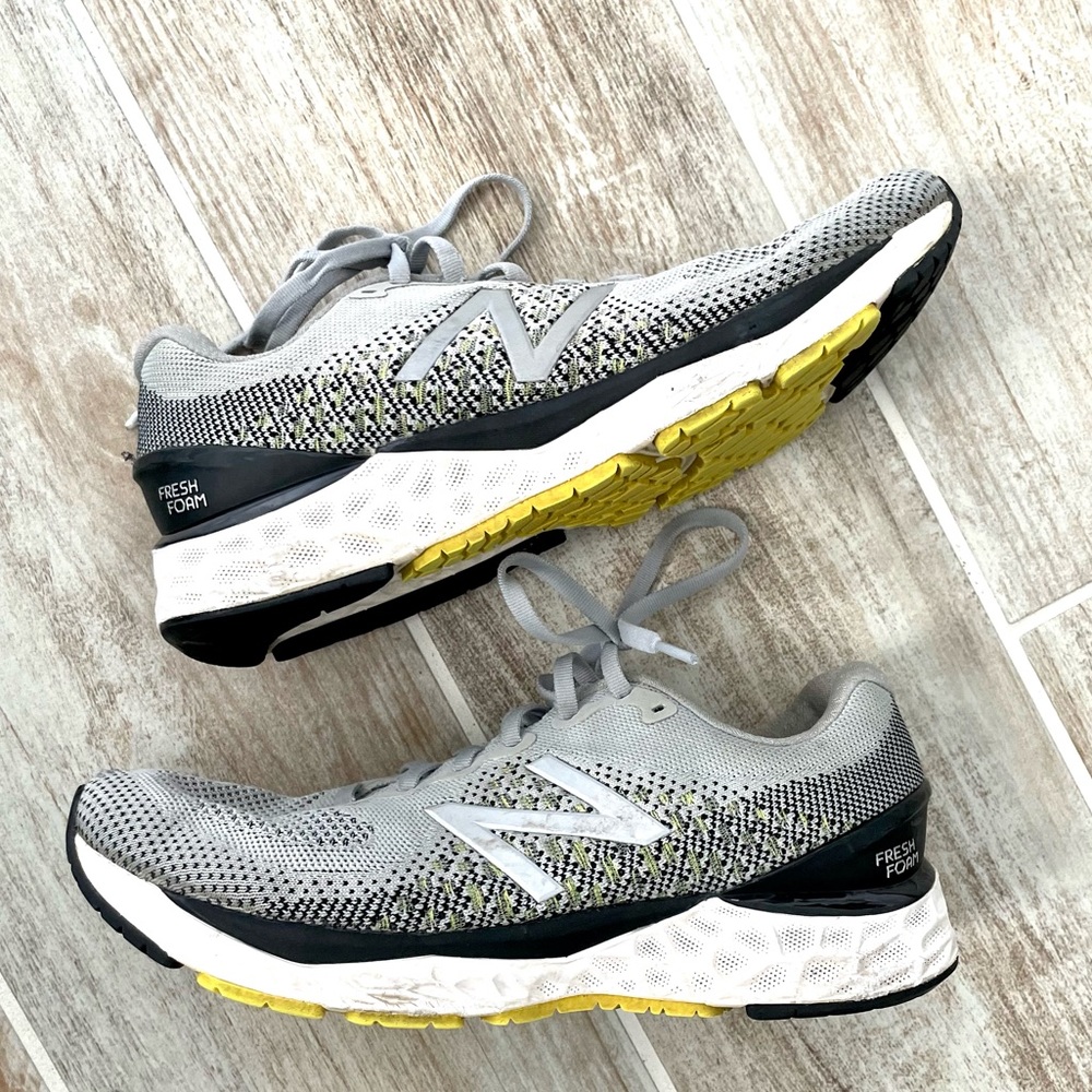 New Balance Fresh Foam 880 V10 Men's 8.5 Gray Running Shoes M880G10